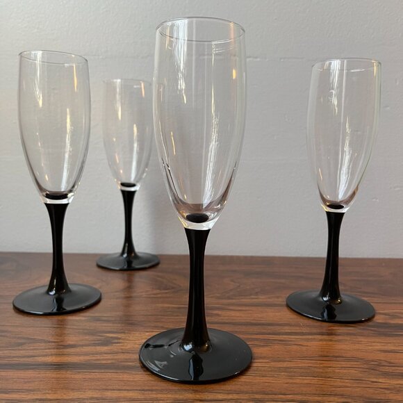 Luminarc Black Steam 4 Champagne Flute Wine Glasses 7.5" - Picture 4 of 11
